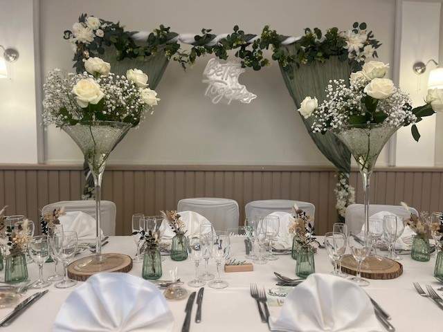 jade vue table honneur + arche